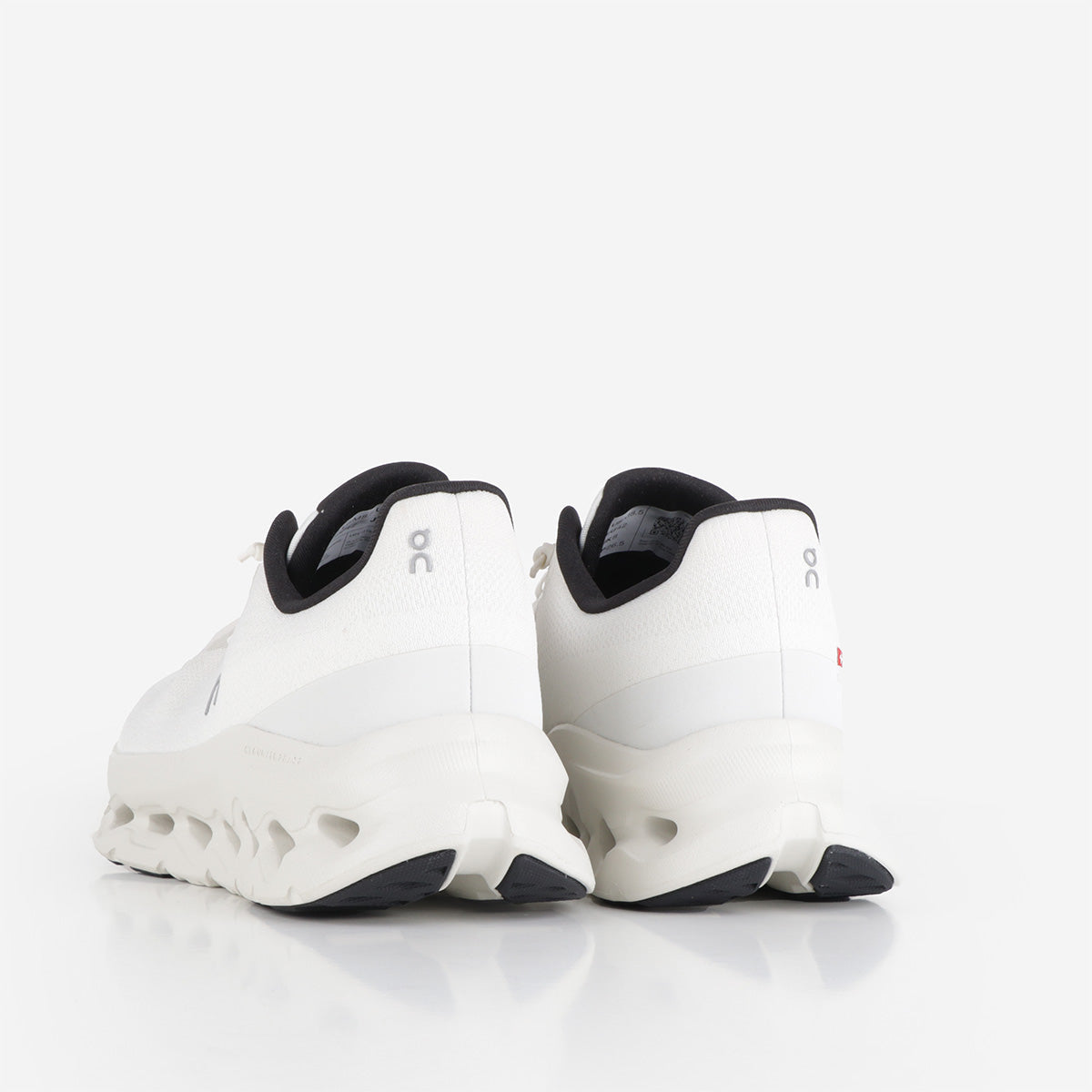 ON Cloudtilt Shoes