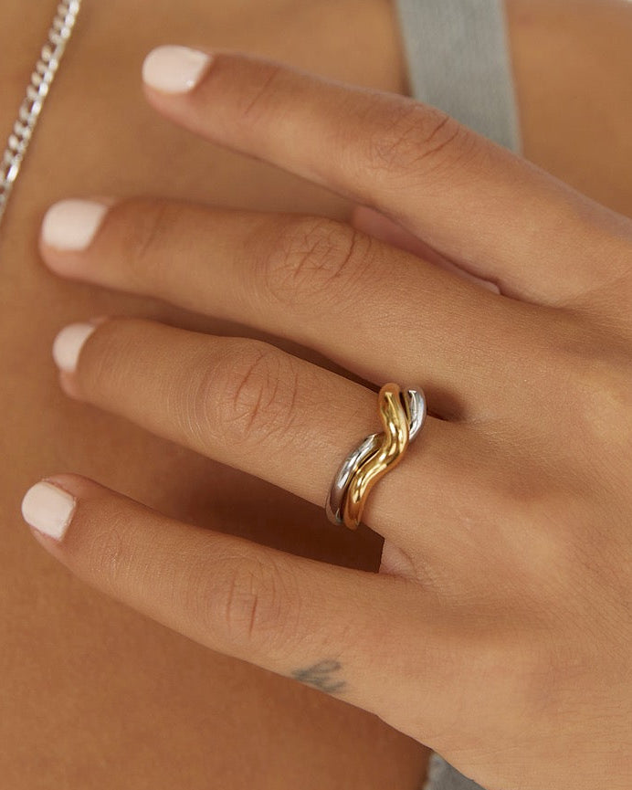 Simi Two Tone Ring