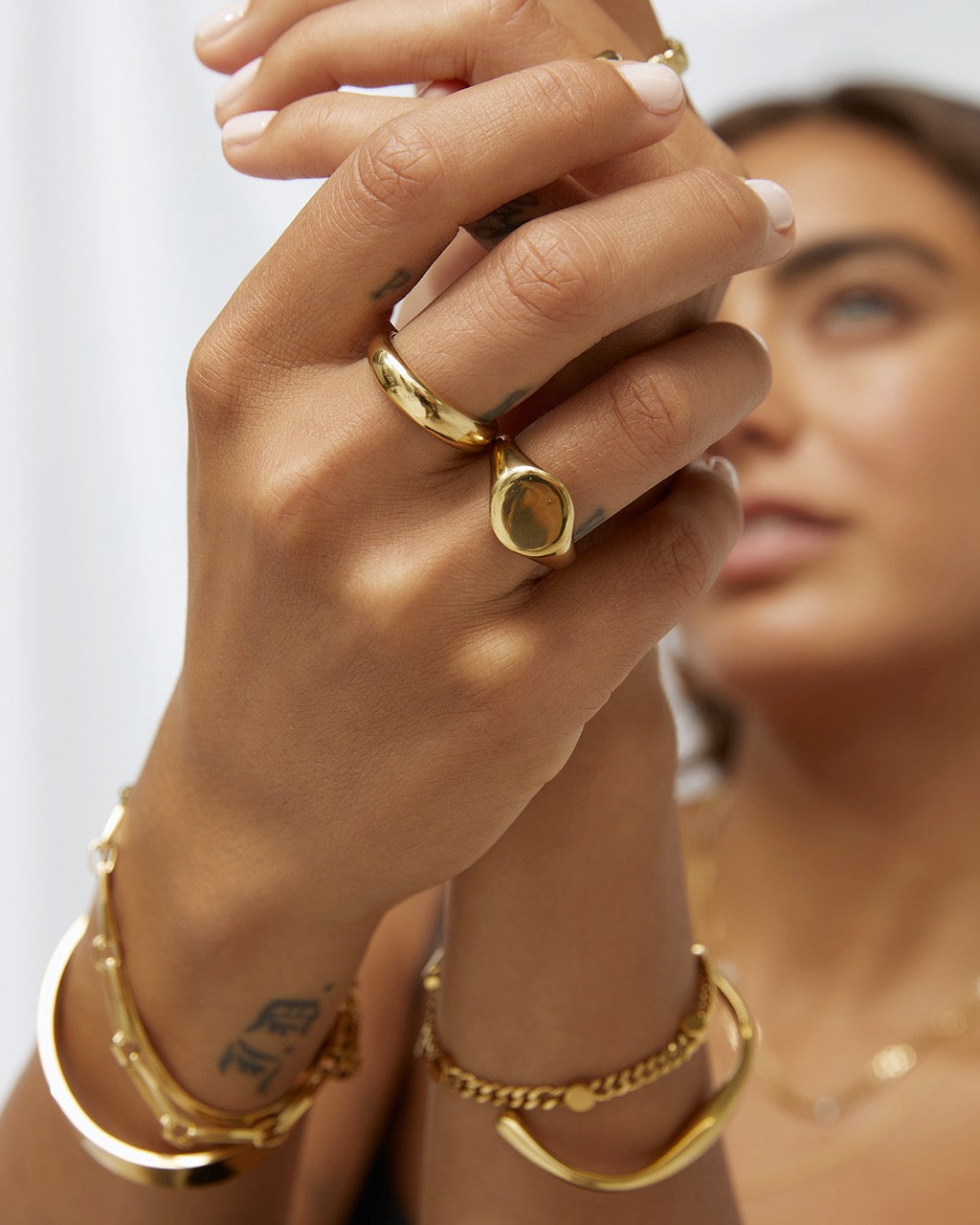 Miro Gold Signet Ring