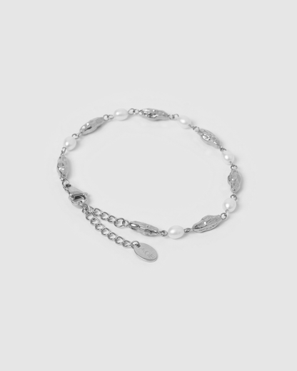 Mimi Pearl and Silver Bracelet