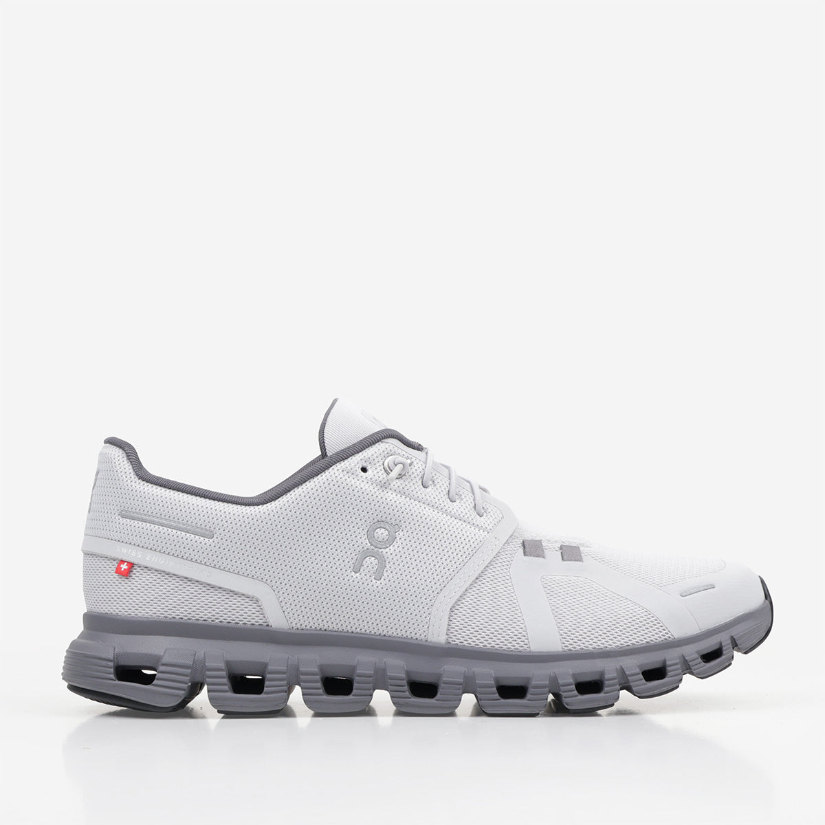 ON Running Cloud 6 Shoes