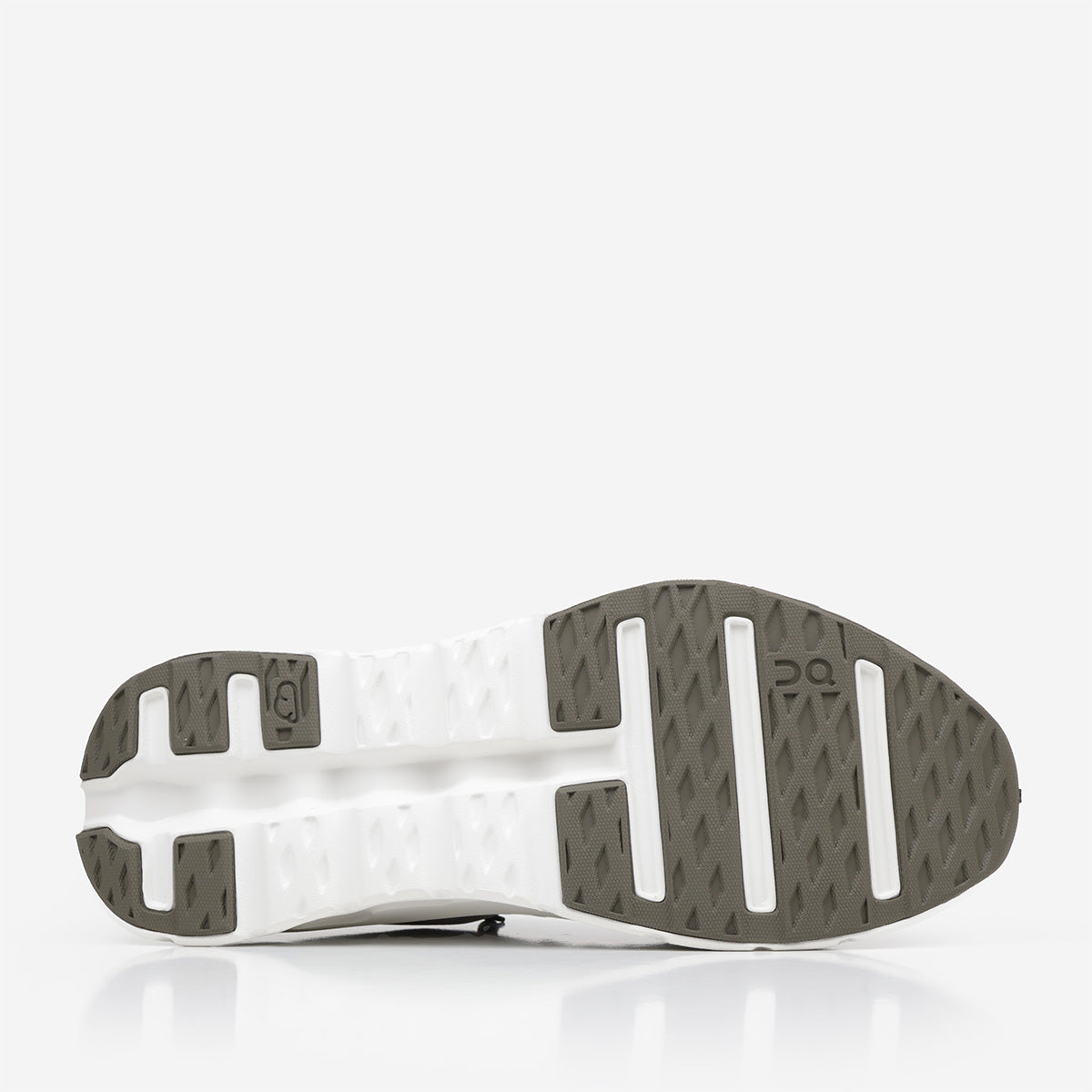 ON Cloudtilt Shoes