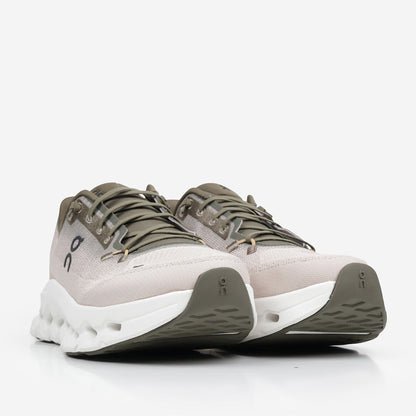 ON Cloudtilt Shoes