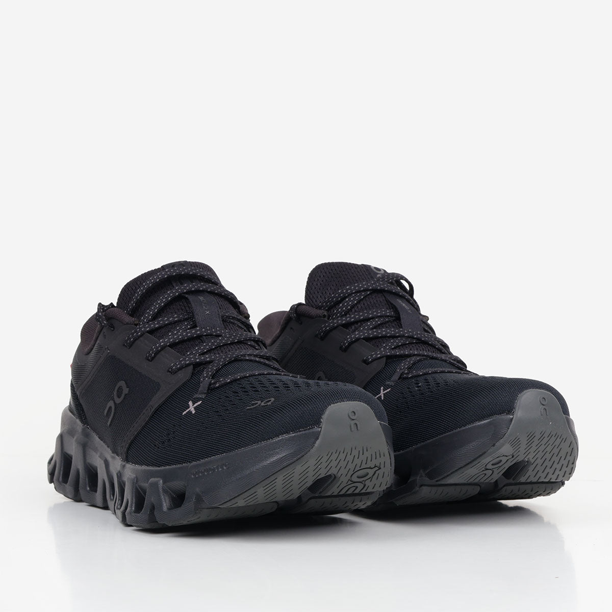 ON Running Cloud X 5 Shoes