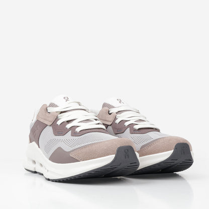 ON Cloudnova Rift Shoes