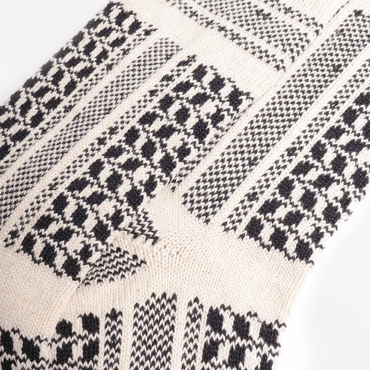 Rototo Desert Scarf Pattern Socks