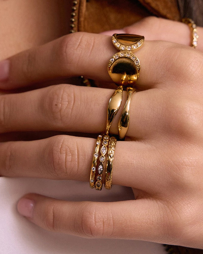 Double Dune Gold Ring Stack