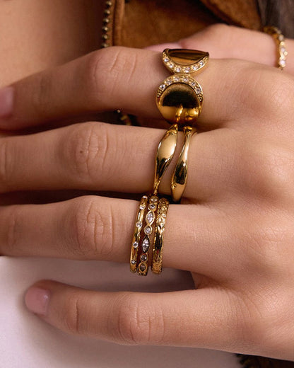 Double Dune Gold Ring Stack