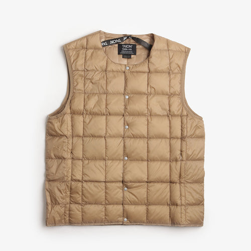 Taion Crew Neck Button Down Vest