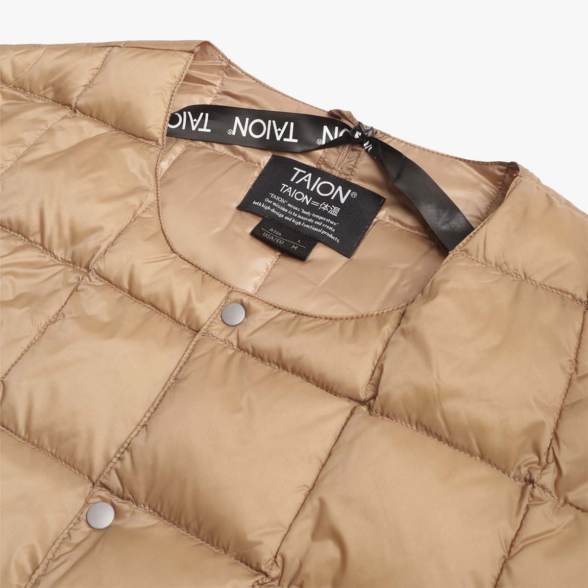 Taion Crew Neck Button Down Vest