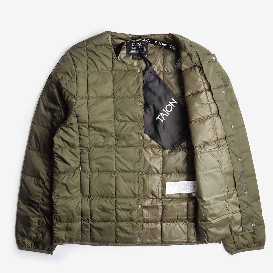 Taion Crew Neck Button Down Jacket