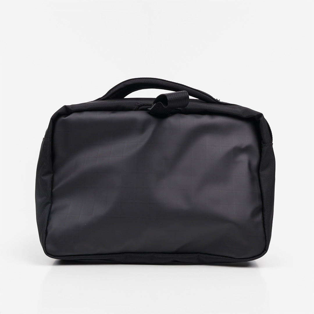 The North Face Base Camp Voyager Toiletry Kit